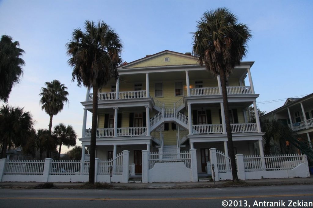 les rues de Charleston, un modèle d'architecture du Sud