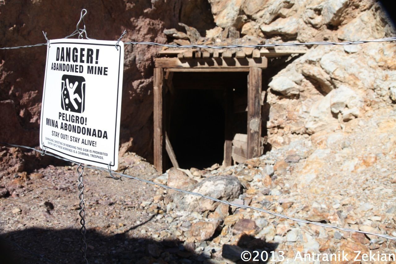 Ancienne mine à l'abandon